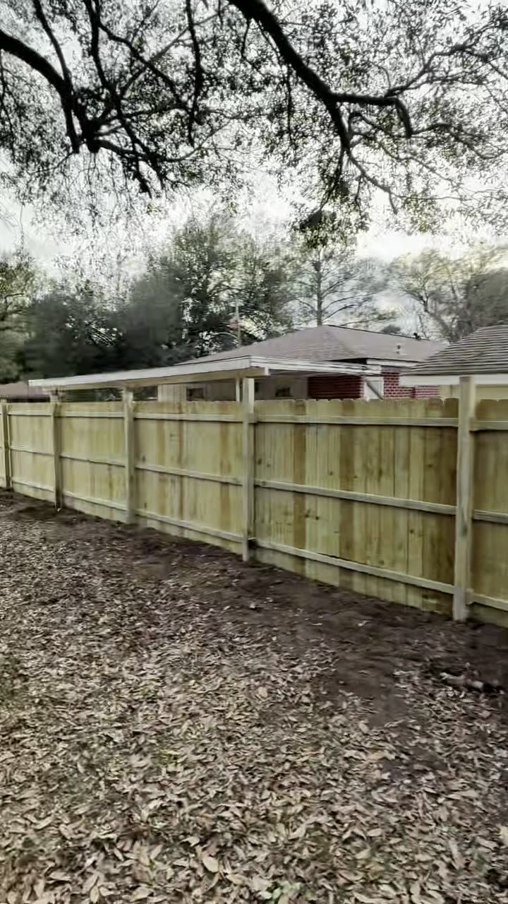 New wood privacy fence